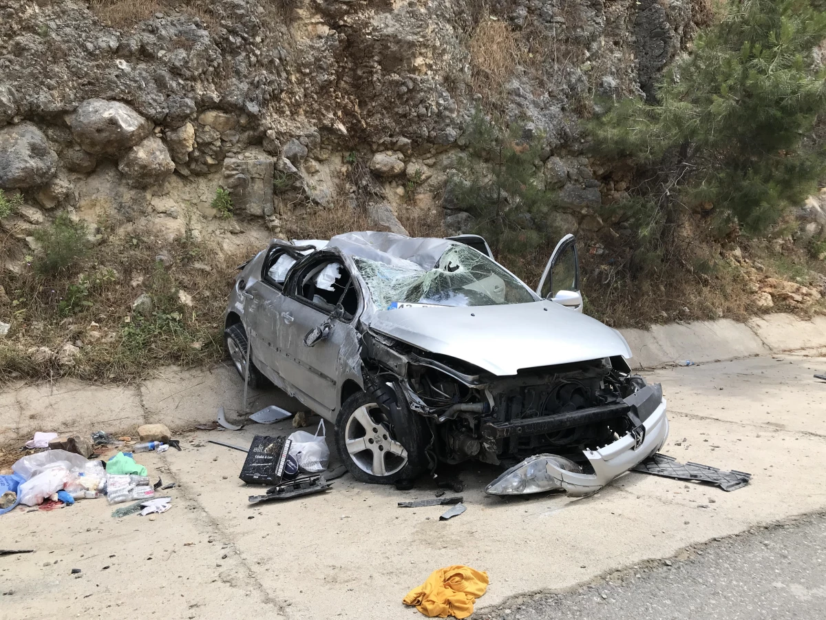 Son dakika haber | "Antalya\'da devrilen otomobilin sürücüsü öldü" başlıklı haberimizi düzelterek yeniden yayımlıyoruz. Saygılarımızla. AA
