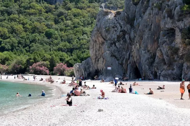 Antalya'nın dünyaca ünlü turizm beldesi Çıralı'da normalleşme hareketliliği