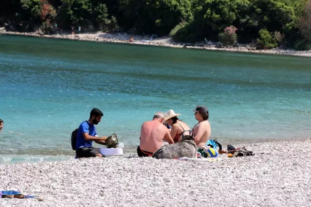 Antalya'nın dünyaca ünlü turizm beldesi Çıralı'da normalleşme hareketliliği