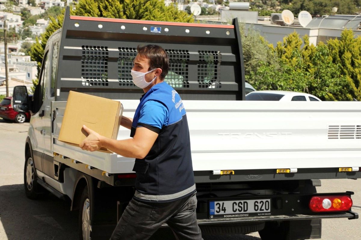 Bodrum Belediyesi vatandaşın yanında olmaya devam ediyor
