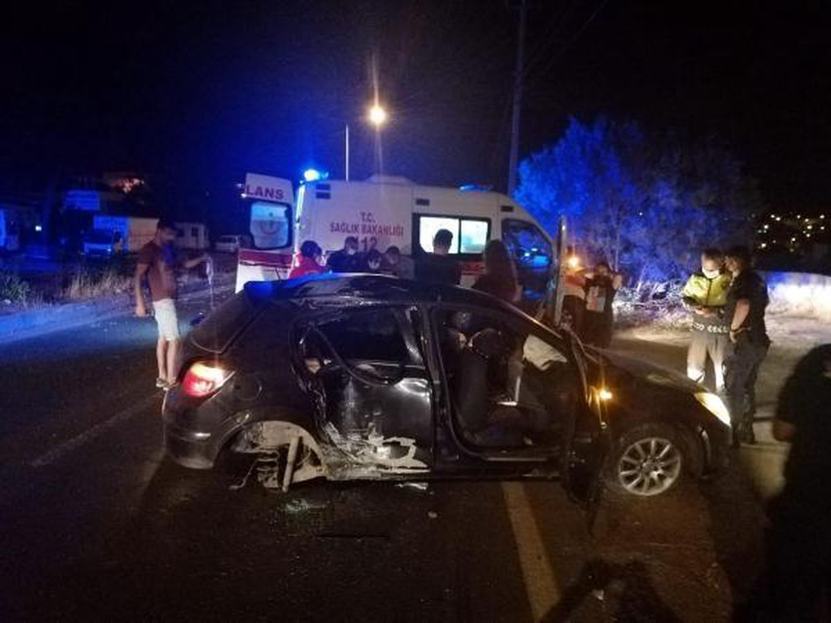 Bodrum\'da otomobil devrildi: 1 ölü, 3 yaralı