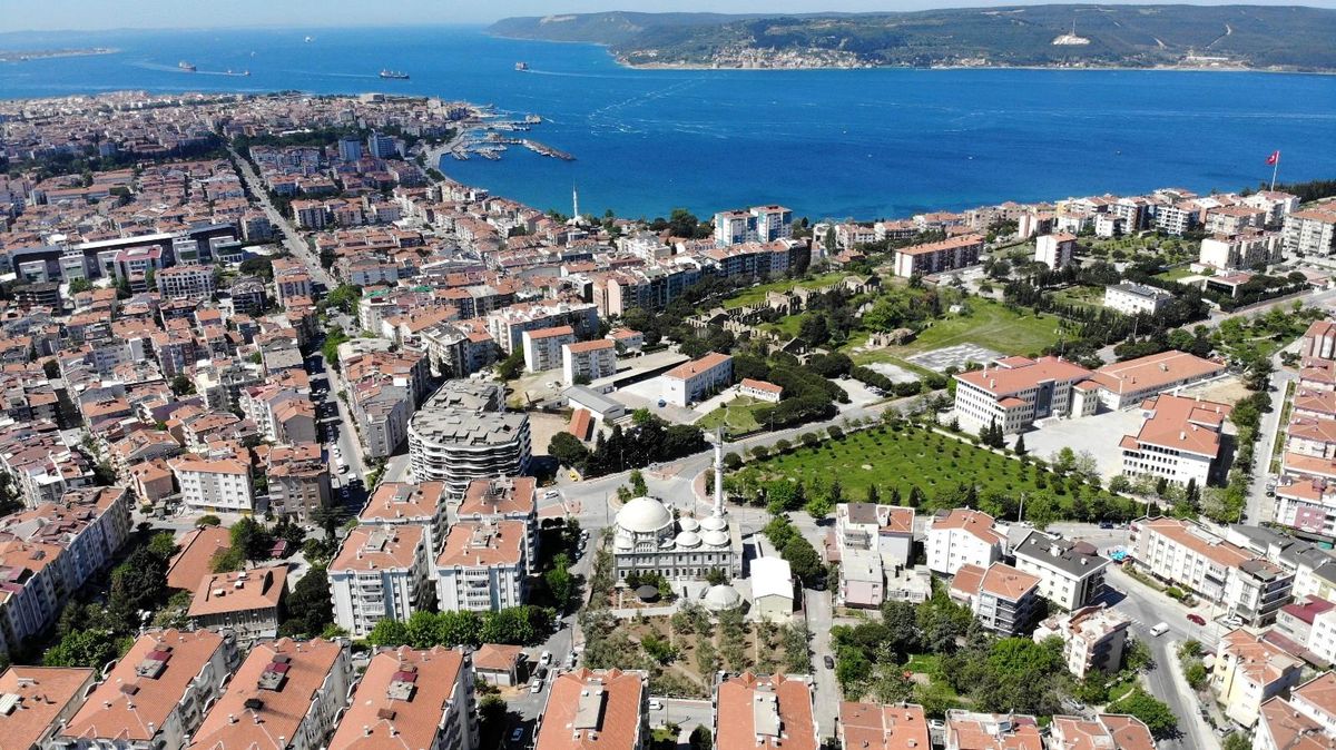 Çanakkale\'de bin 333 ölümlü ve yaralanmalı trafik kaza meydana geldi