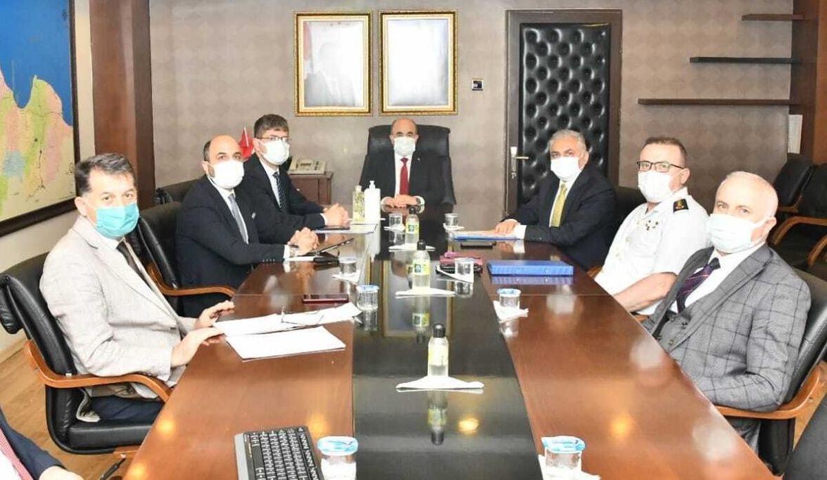 Çankırı Valisi Ayaz ve Samsun Valisi Dağlı\'dan Kovid-19 aşısı olmayanlara çağrı Açıklaması