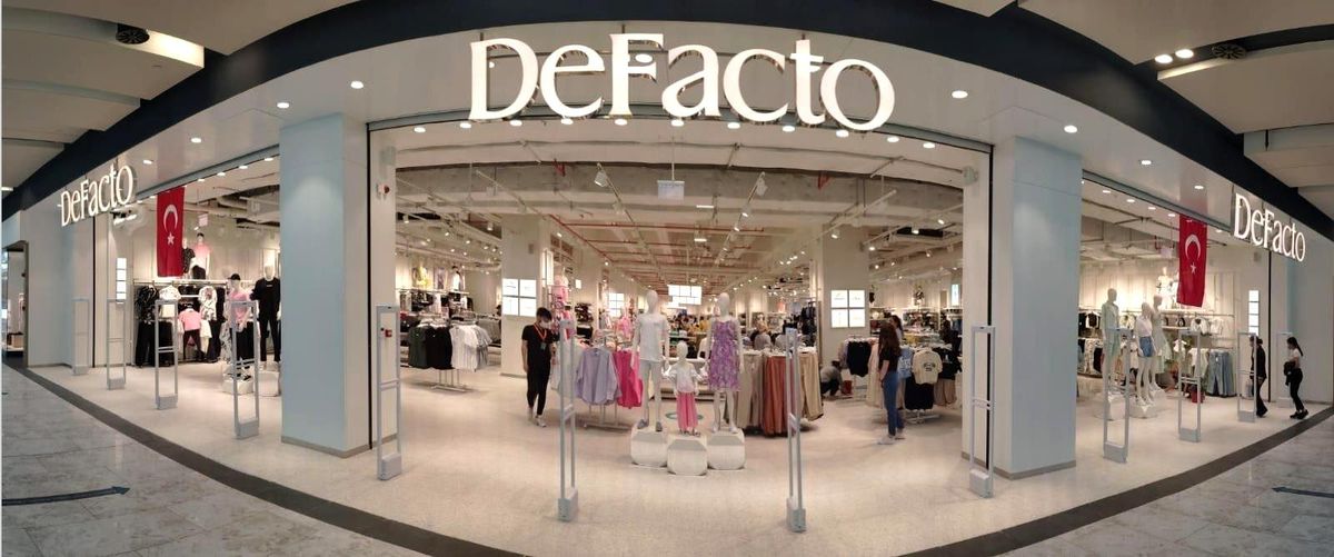 DeFacto\'nun mağaza atağı devam ediyor