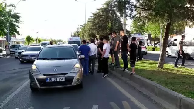 Diyarbakir Da Zincirleme Trafik Kazasi 1 Yarali Son Dakika