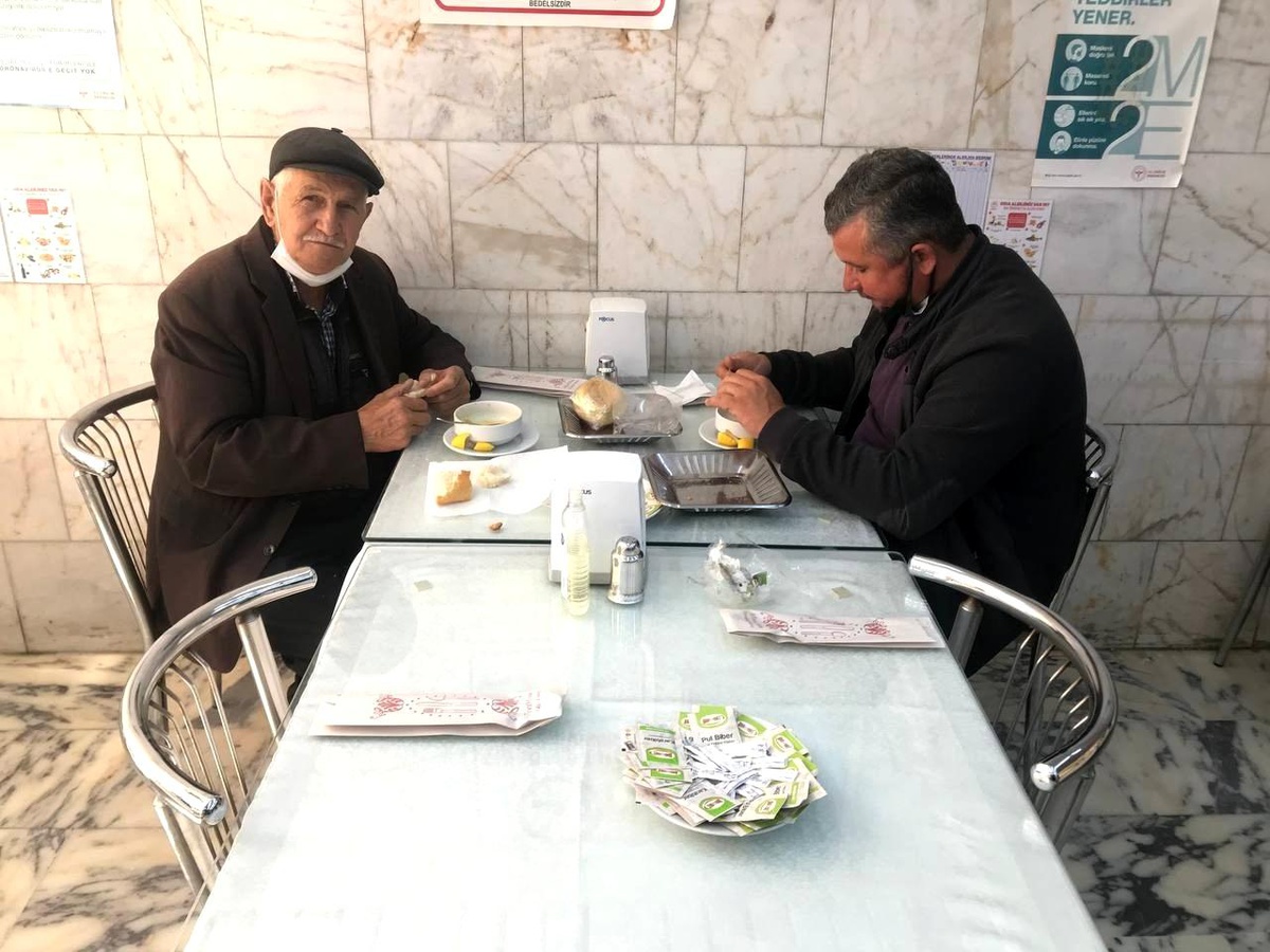 Edirne\'de 15 ay sonra esnafın yüzü güldü