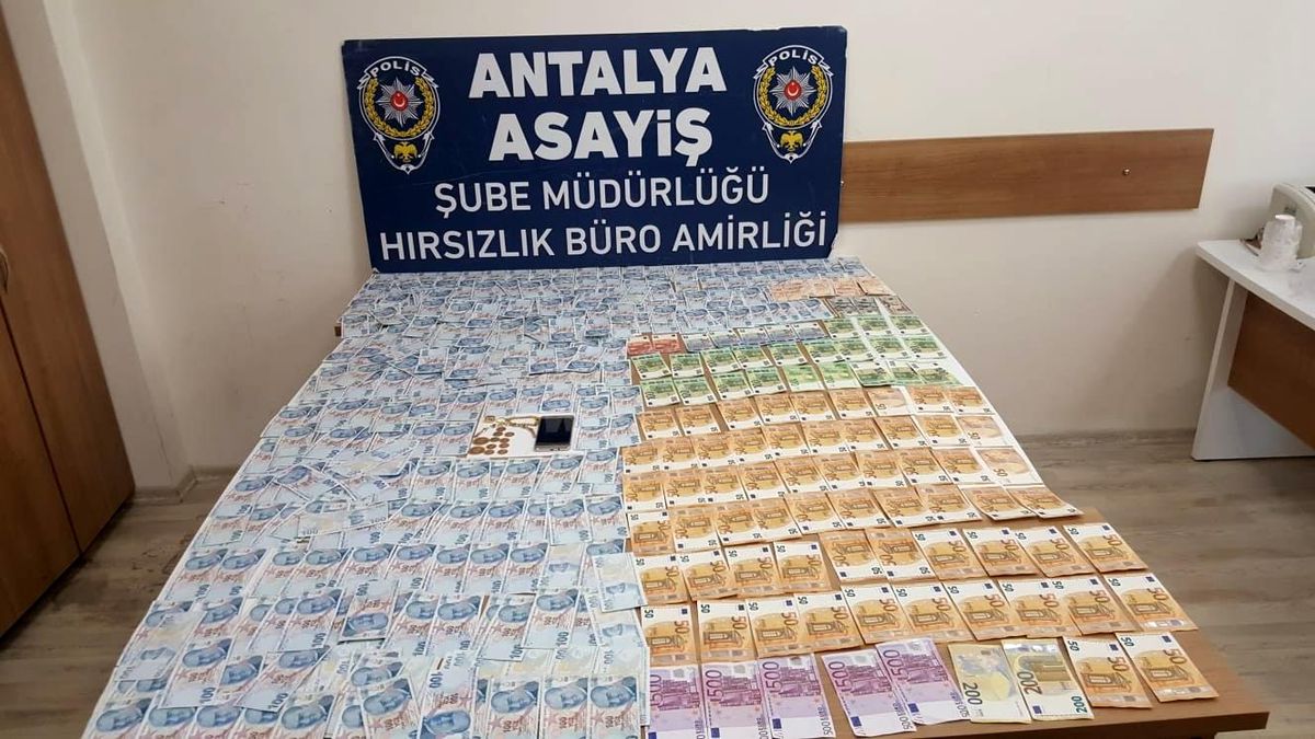 Girdiği evden çok sayıda ziynet eşyası ve para çalan hırsız tutuklandı