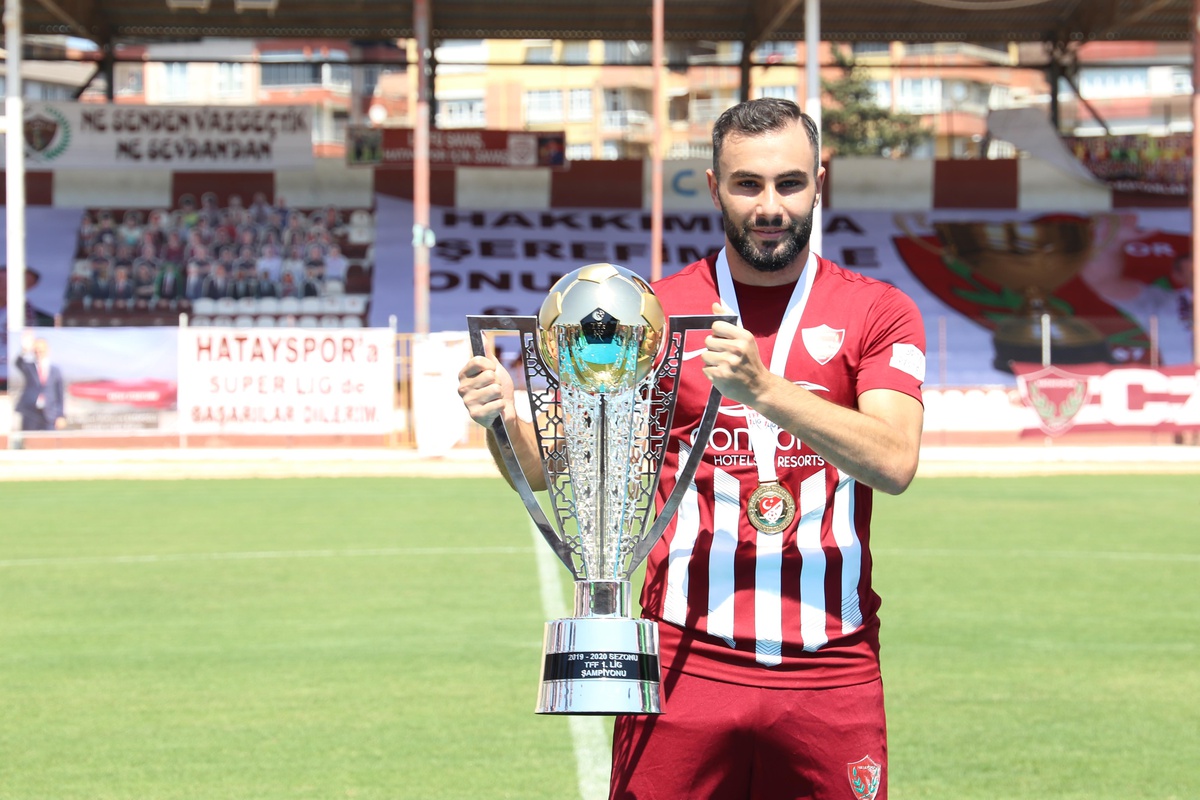 Son dakika haberleri | Hatayspor\'da sözleşmesi sona eren Selim Ilgaz takımdan ayrıldı