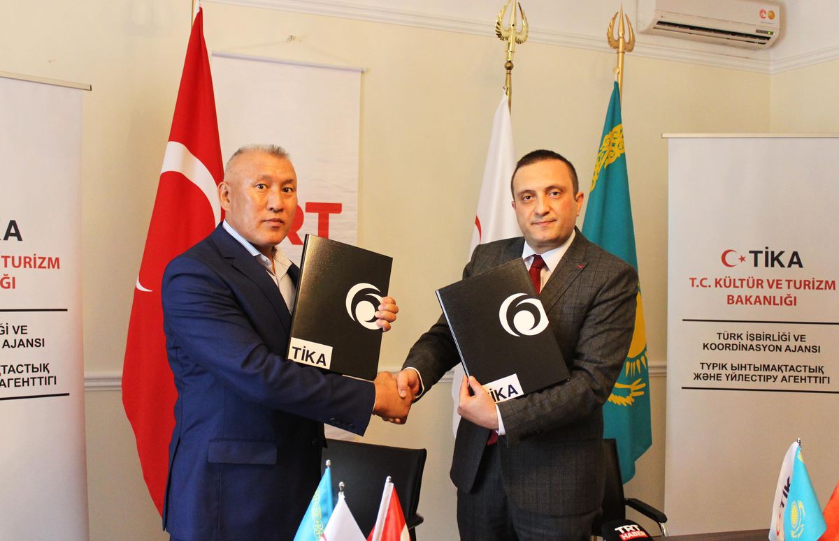 Hoca Ahmet Yesevi\'nin soyağacı Türkçeye çevrilecek ve kitap olarak yayımlanacak