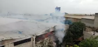 İplik fabrikasının pamuk deposu alevlere teslim oldu