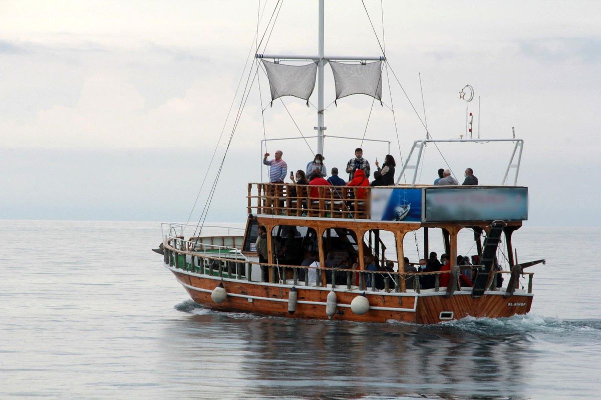 Sinop\'ta gezi tekneleri hizmete başladı