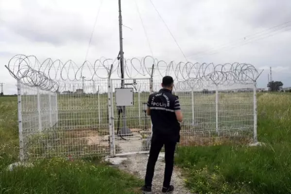 TEKİRDAĞ'DA METEOROLOJİ GÖZLEM İSTASYONUNUN KABLOLARI ÇALINDI