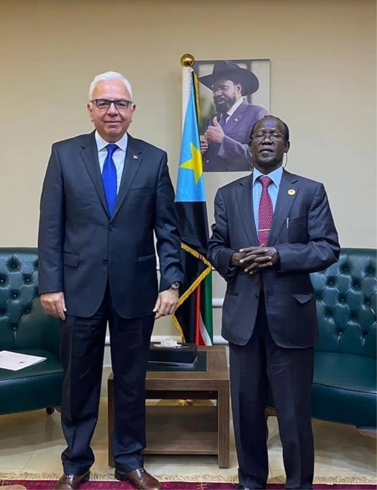 Son dakika haber | Türkiye\'nin Cuba Büyükelçisi Mutaf, Güney Sudan Cumhurbaşkanı Yardımcısı Igga ile görüştü