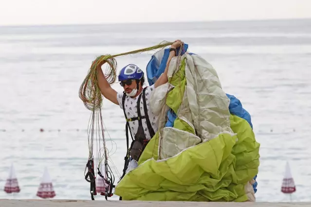 Yamaç paraşütçüleri Ölüdeniz semalarını yeniden renklendirecek