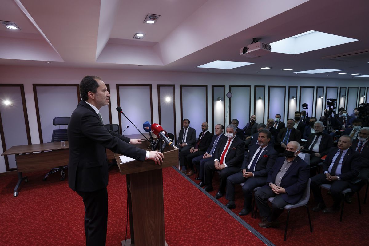 Son dakika haberi! Yeniden Refah Partisi Genel Başkanı Erbakan: "Hükümetin görevi, vergileri adil şekilde yerli yerinde kullanmaktır"