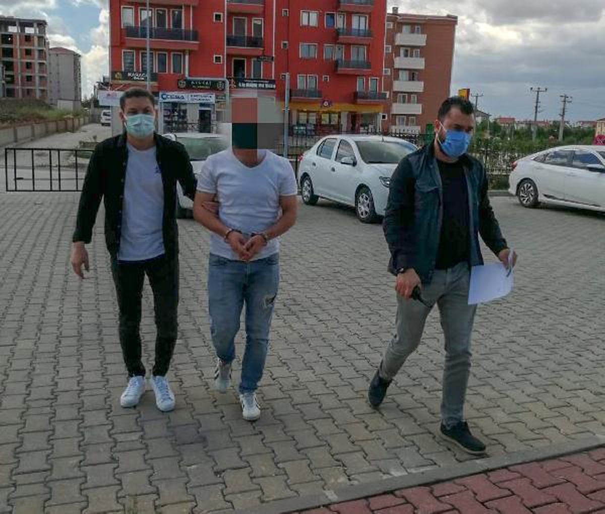 Zonguldak\'ta aranan çocuk istismarcısı, Edirne\'de yakalandı