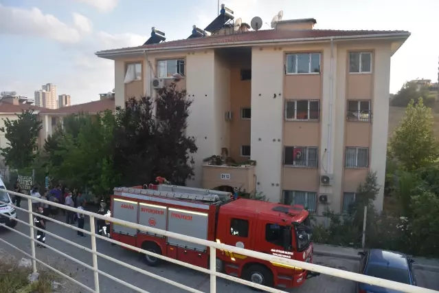 Adana'da bir apartmanda çıkan yangında 3 kişi dumandan etkilendi