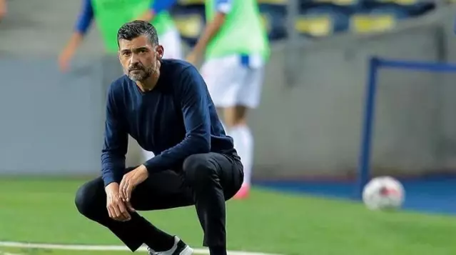 Ali Koç'un tüm kriterlerini karşılıyor! Conceiçao, bu ay Porto ile yollarını ayırıyor Ali Koç'un tüm kriterlerini karşılıyor! Conceiçao, bu ay Porto ile yollarını ayırıyor