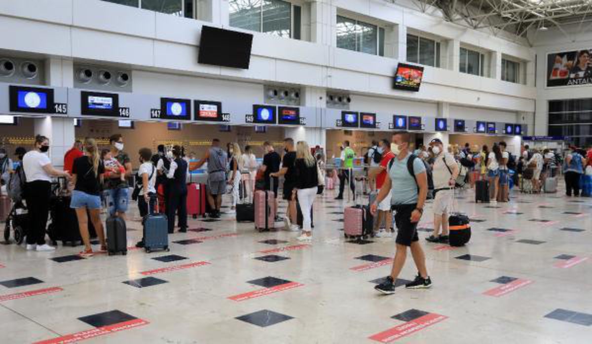 Antalya\'ya 5 ayda 747 bin turist geldi
