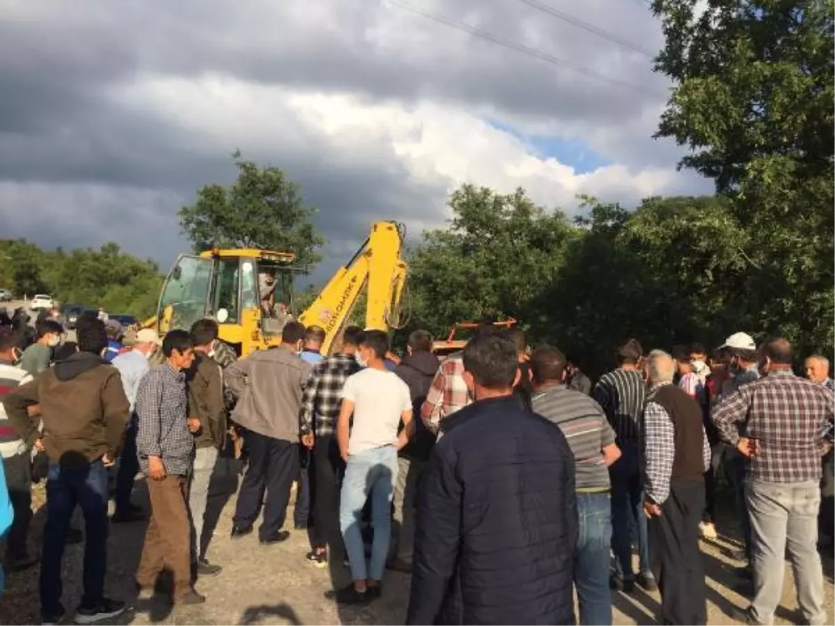 Balıkesir\'de traktör kazası: 1 ölü, 2 yaralı