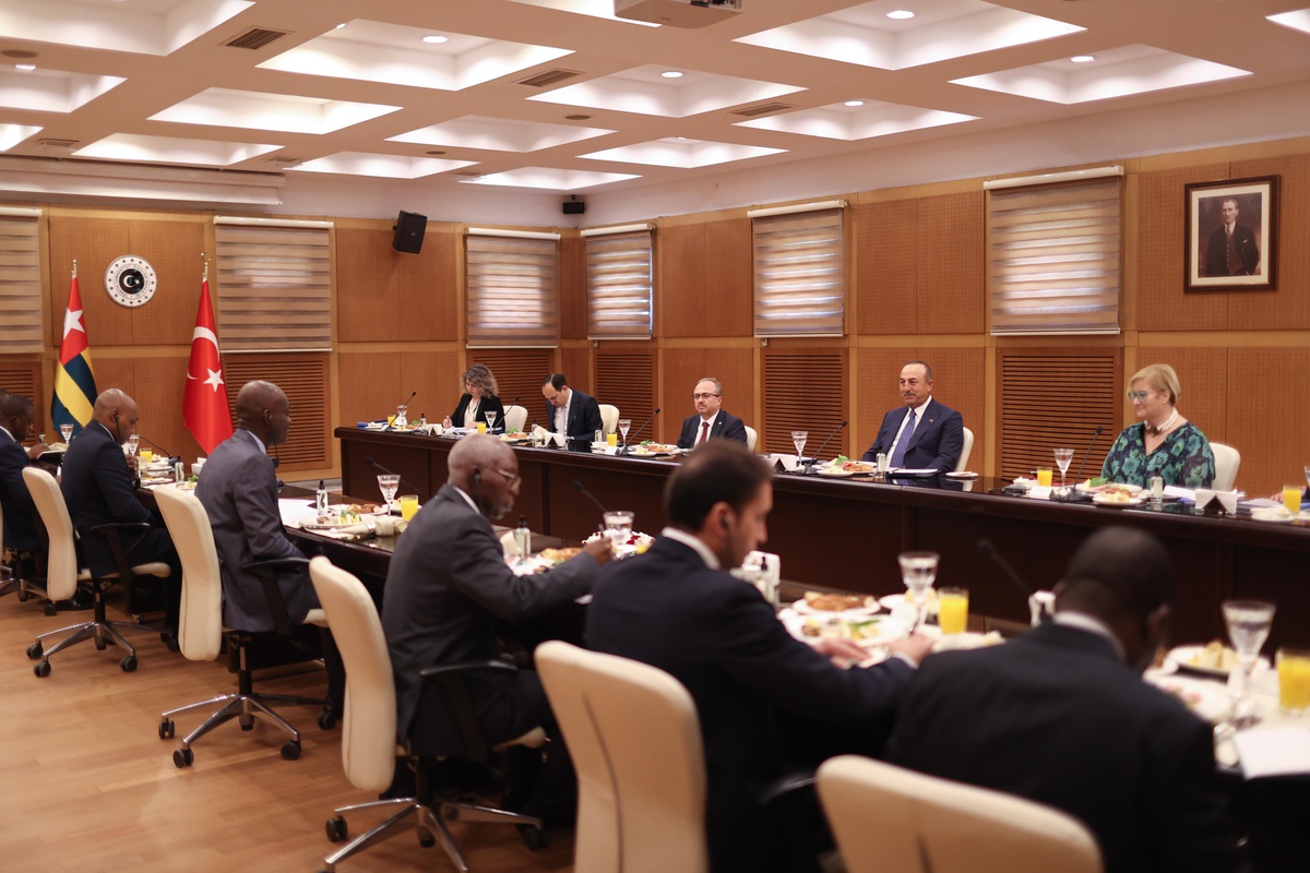Dışişleri Bakanı Çavuşoğlu: "İsrail\'in bizimle sağlıklı bir ilişki sürdürebilmesi için yanlış politikalardan vazgeçmesi lazım"