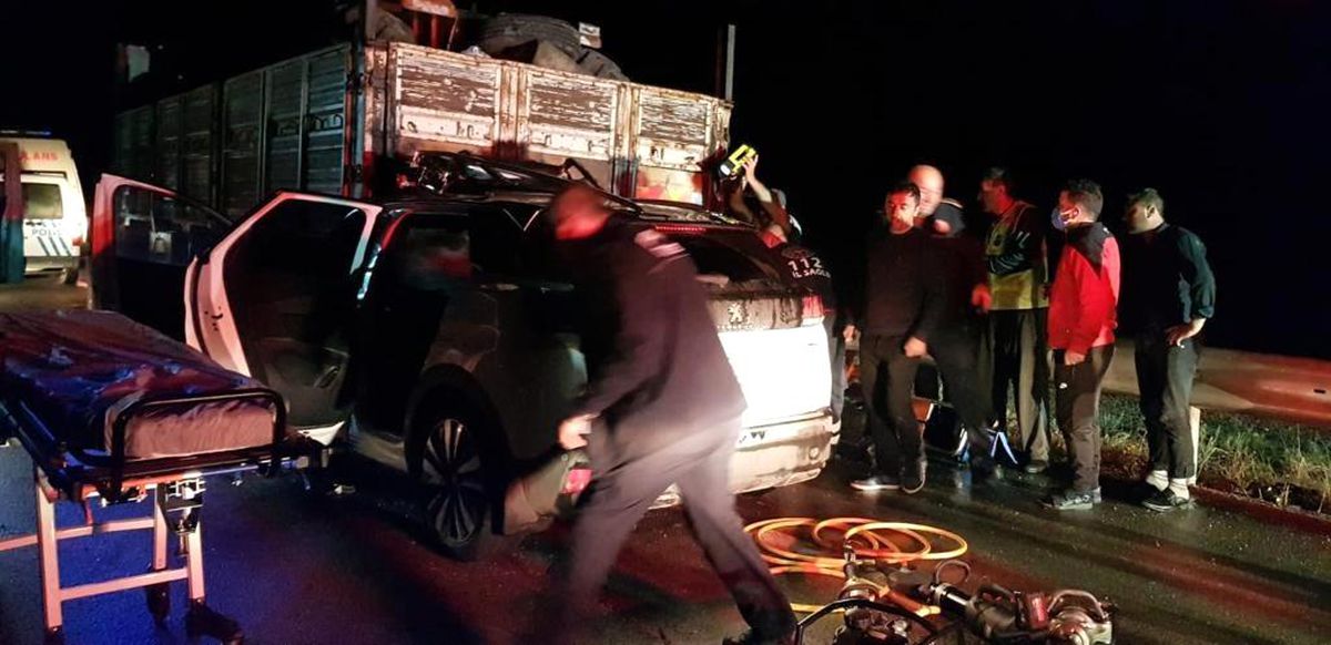 Son dakika haberleri... Erzurum\'da kazada yaralanan genç bir haftalık yaşam mücadelesini kaybetti