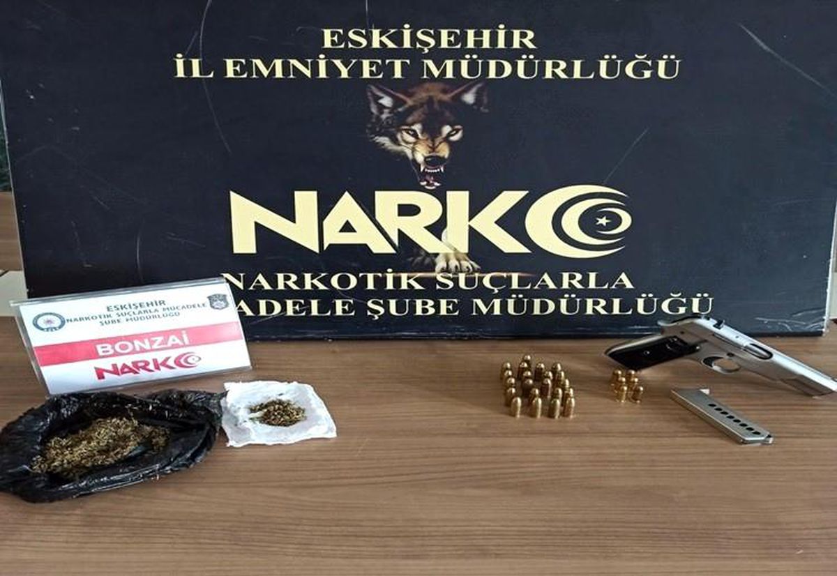 Eskişehir\'de uyuşturucu operasyonunda 4 kişi tutuklandı
