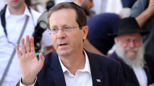 İsrail'de Isaac Herzog cumhurbaşkanı seçildi, koalisyon pazarlıklarında son aşamaya gelindi İsrail'de Isaac Herzog cumhurbaşkanı seçildi, koalisyon pazarlıklarında son aşamaya gelindi