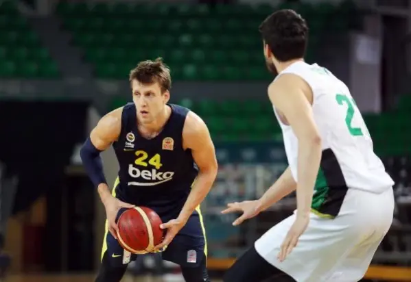 Jan Vesely: Tam kadro olsaydık Final-Four'da olabileceğimize inanıyordum Jan Vesely: Tam kadro olsaydık Final-Four'da olabileceğimize inanıyordum