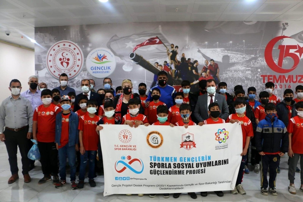 Son dakika haberleri: Kabakcı, Türkmen çocuklarla bir araya geldi