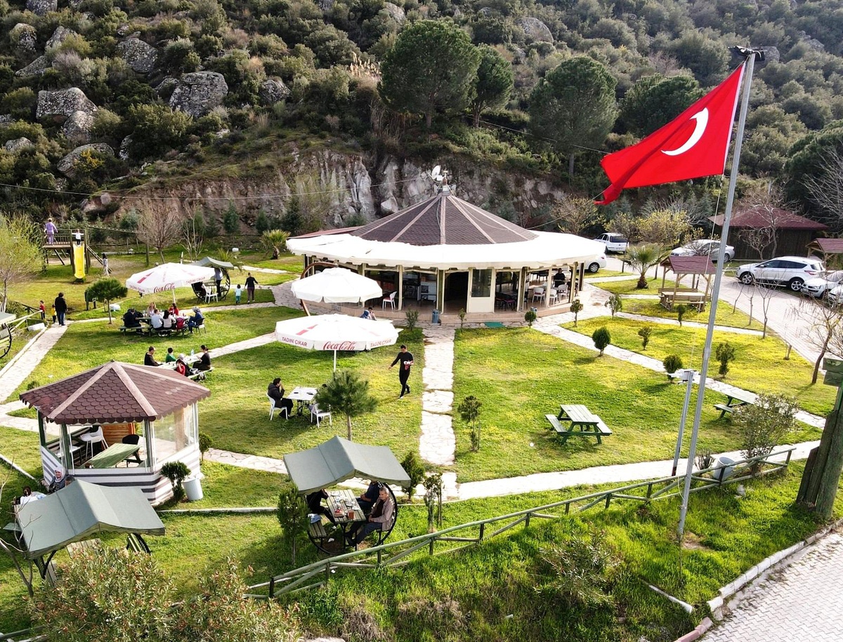 Koçarlı Belediyesi sosyal tesisleri kapılarını açtı