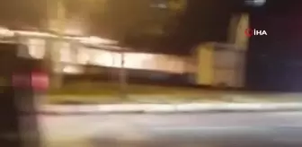 Kullanılmayan tek katlı ev alev alev yandı