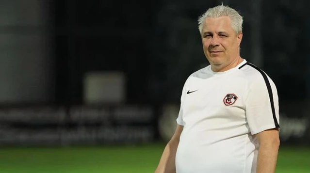 Marius Sumudica, Romanya ekibi Cluj ile 2 yıllık sözleşme imzaladı