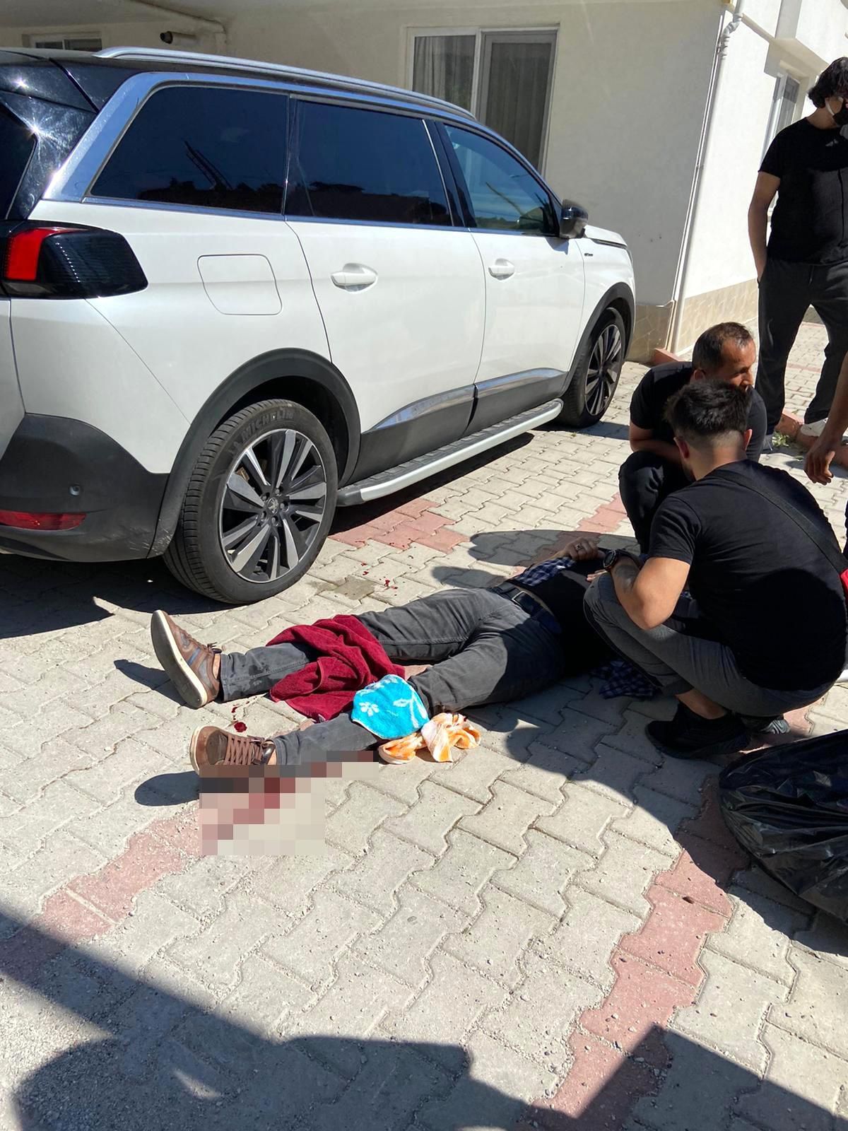 Sokak ortasında silahlı saldırı: 1 yaralı