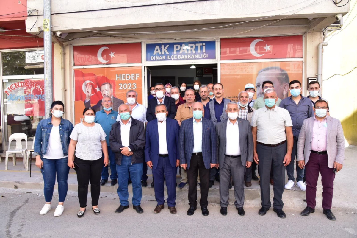 AFYONKARAHİSAR - Belediye Başkanı Zeybek, ilçe ziyaretlerinde bulundu