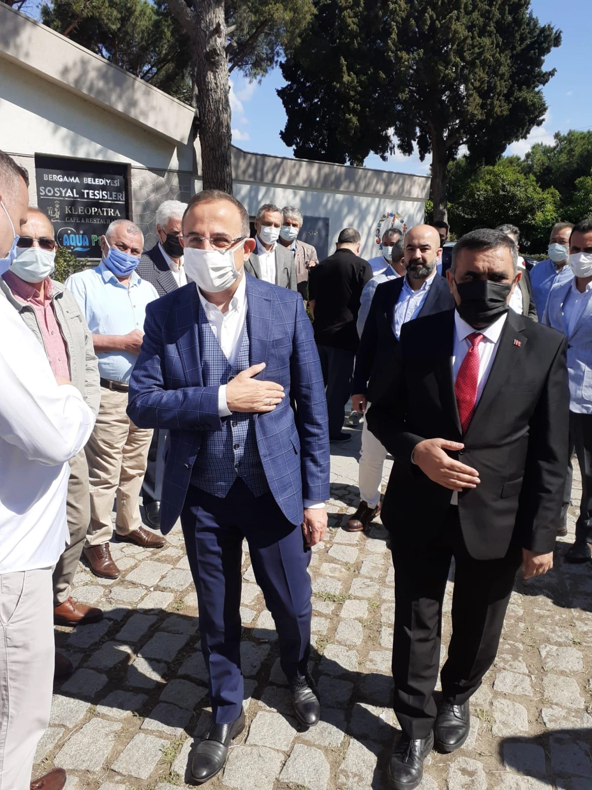 AK Parti İzmir İl Başkanı Sürekli, Bergama\'da istişare toplantısına katıldı