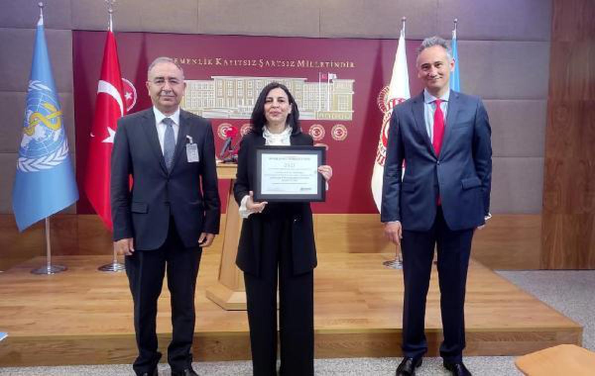 AK Parti\'li Durgut\'a, DSÖ\'den \'Küresel Dünya Tütünsüz Günü Avrupa Bölgesi\' ödülü