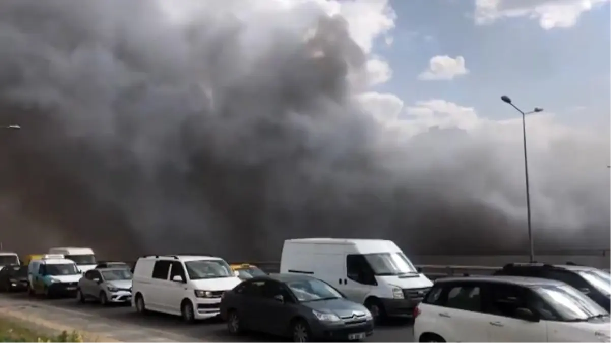 Ankara\'da kimyasal madde fabrikası alev alev yanıyor