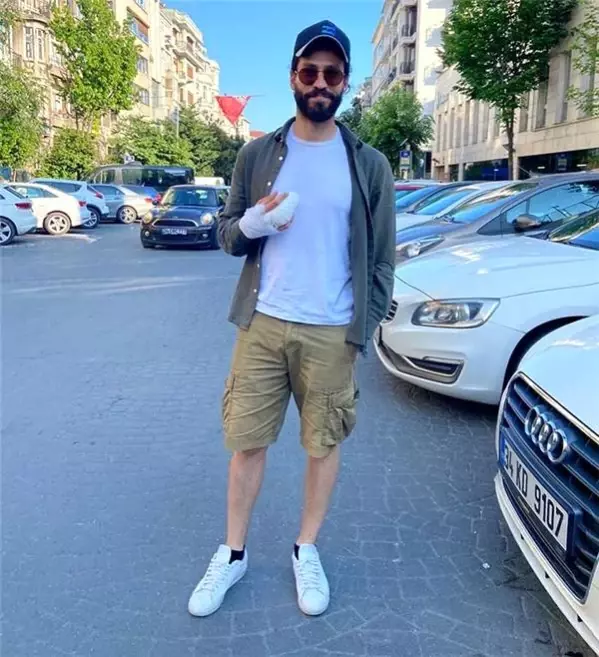 Ekin Koç'a nazar değdi! Operasyon geçirdi Ekin Koç'a nazar değdi! Operasyon geçirdi