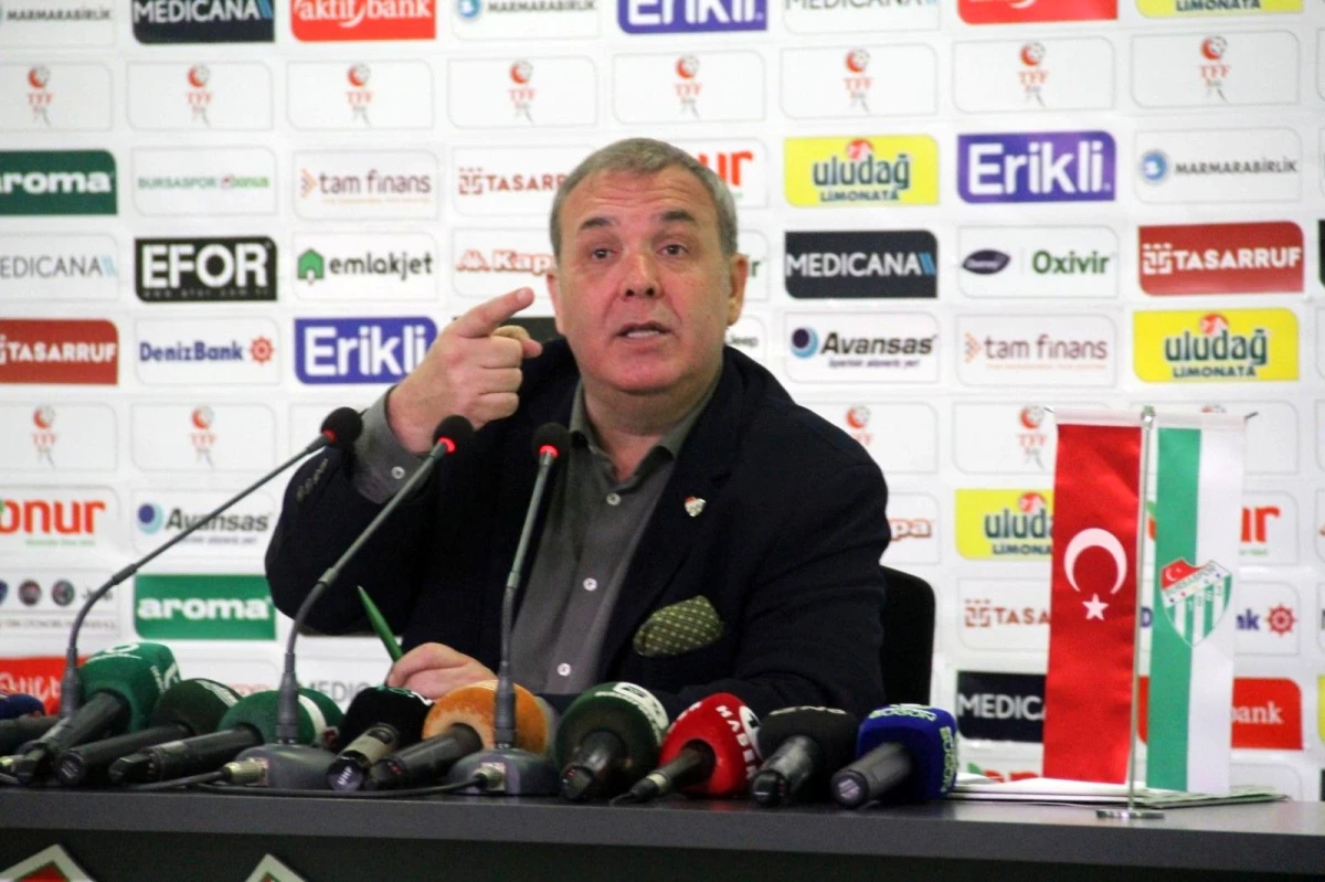 Erkan Kamat: "Ertuğrul Sağlam ve Hikmet Karaman, bir telefonla Bursaspor\'a gelir"