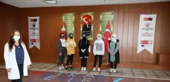 Fazilet öğretmen geri dönüşüm projesiyle 500 öğrencinin üniversiteye hazırlanmasına katkı sağladı