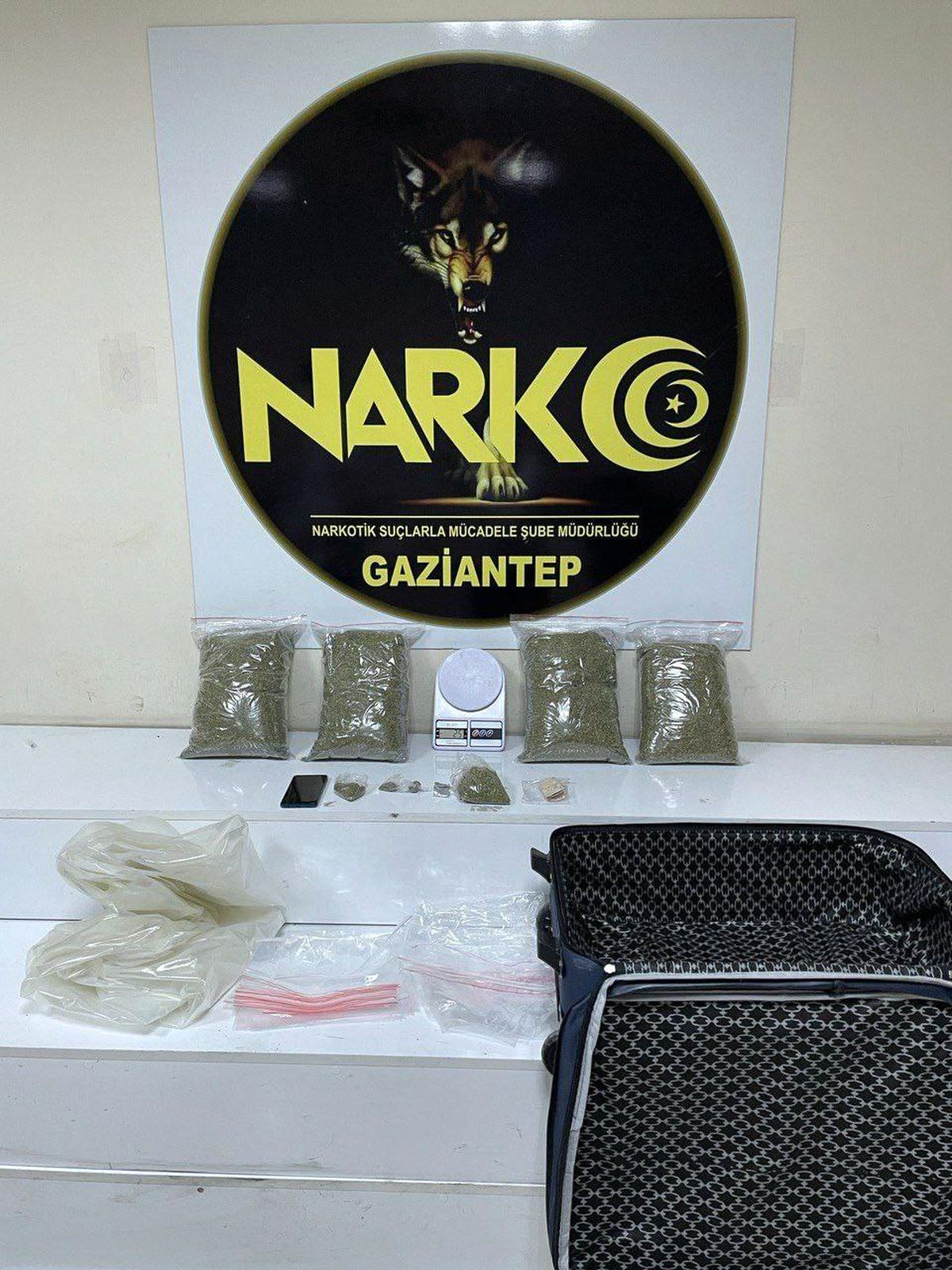 Gaziantep\'te 4 kilo 110 gram uyuşturucu ele geçirildi