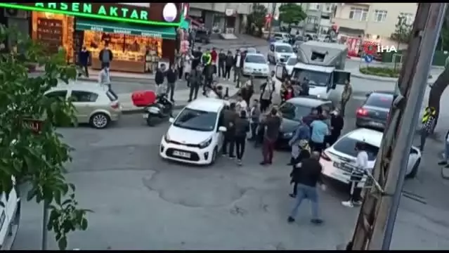 Pendik'te yol verme kavgasında Superman punchlı müdahale