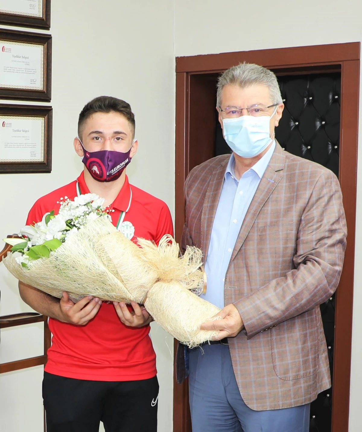 Kayseri Şekersporlu genç güreşçi, Avrupa Şampiyonası\'ndan bronz madalyayla döndü