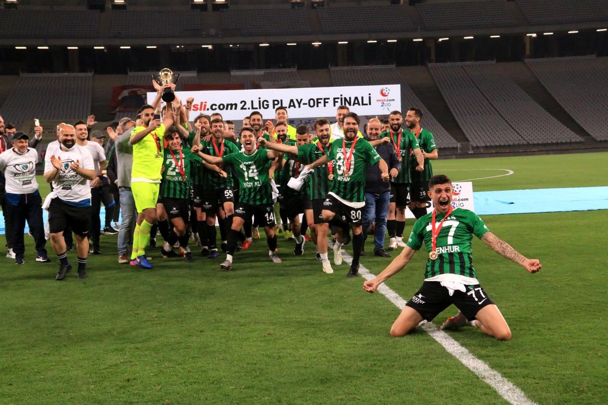 Kocaelispor\'da şampiyonluk kutlamaları iptal edildi