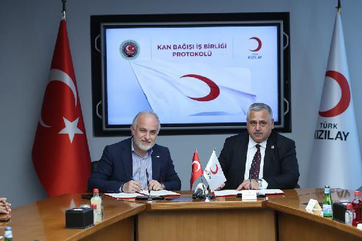 Kızılay ile Türkiye Muhtarlar Konfederasyonu arasında düzenli kan bağışının artırılması için protokol imzalandı