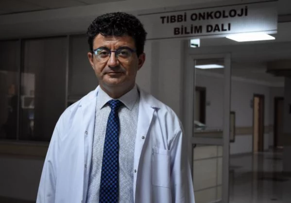 Prof. Dr. Artaç: Kanser hastalarına Covid aşısını yaptırmalarını öneriyoruz