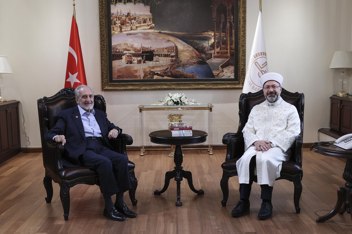 Saadet Partisi Yüksek İstişare Kurulu Başkanı Asiltürk\'ten Diyanet İşleri Başkanı Erbaş\'a ziyaret