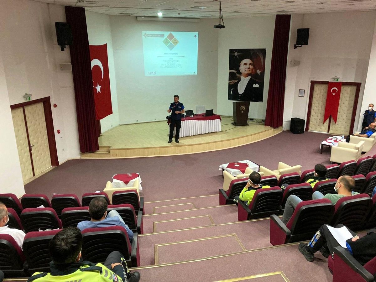 Sinop AFAD\'dan Emniyet\'e Afet Farkındalık ve KBRN eğitimi