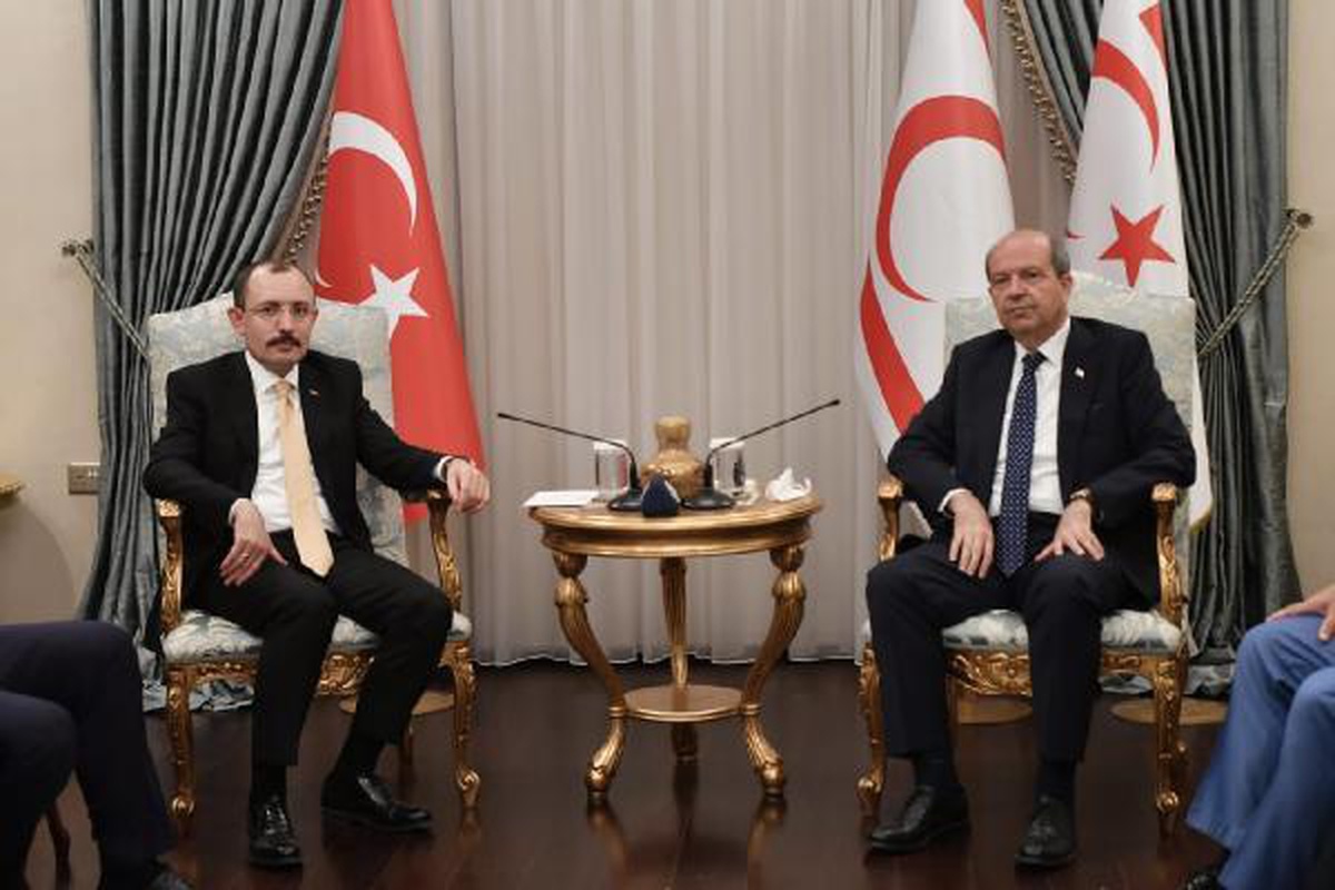Ticaret Bakanı Muş, KKTC Cumhurbaşkanı Tatar tarafından kabul edildi